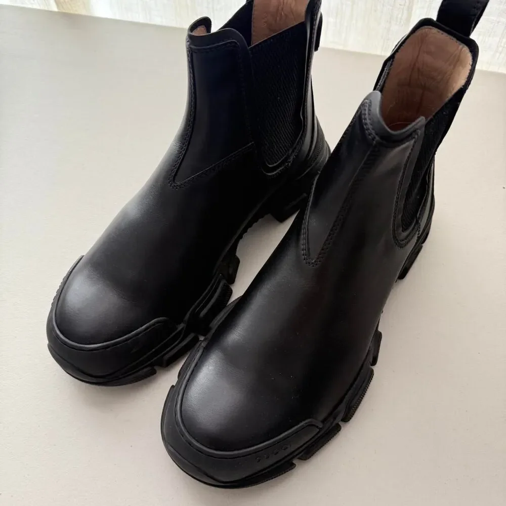 Gucci Men's Black Boots